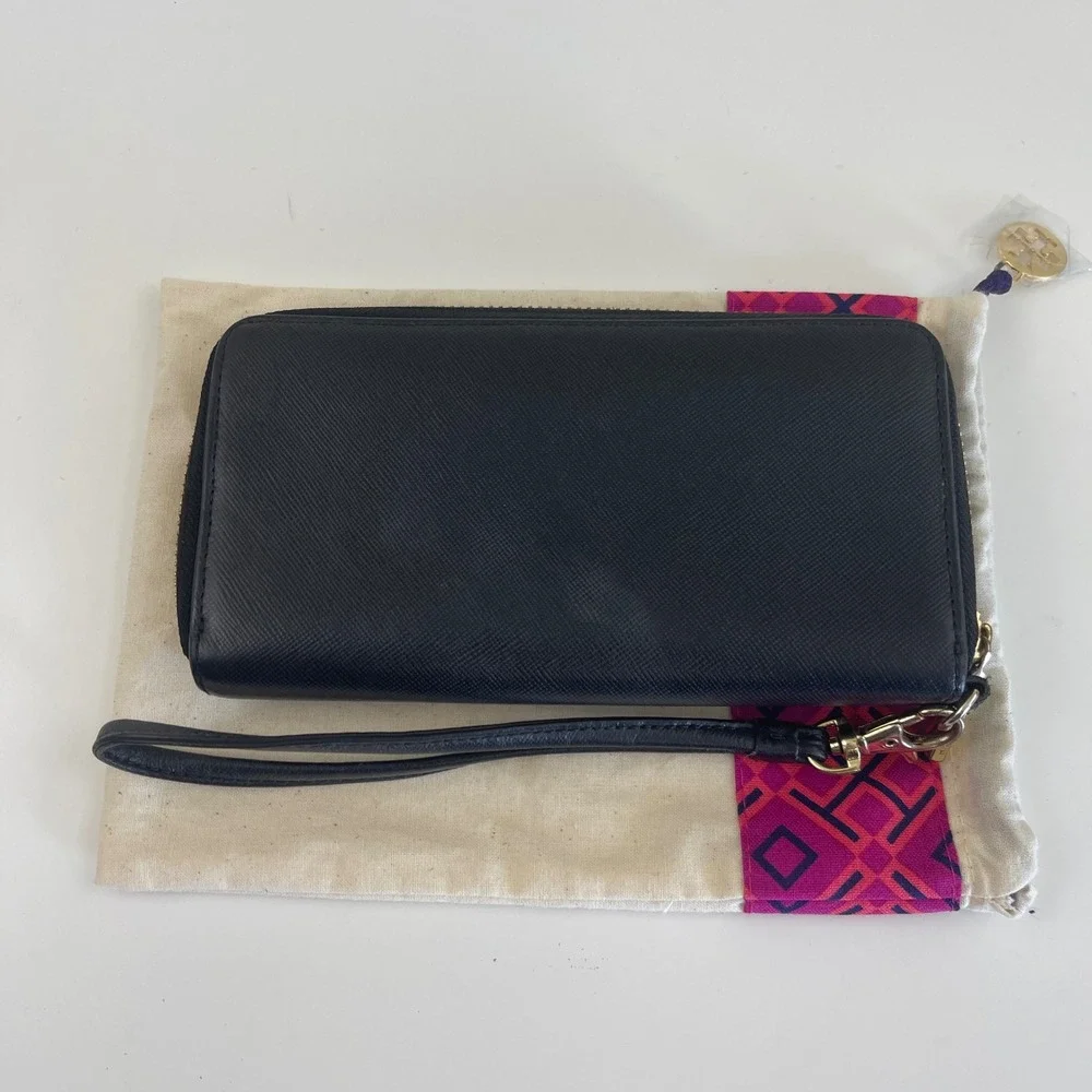 Tory Burch Robinson‎ Continental Wallet Wristlet Black Saffiano Leather Zip Long